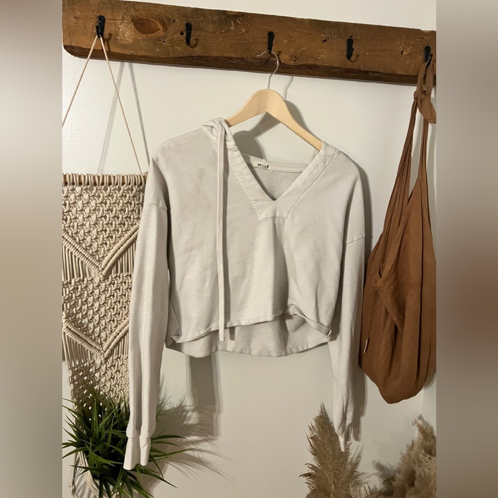Cropped hoodie